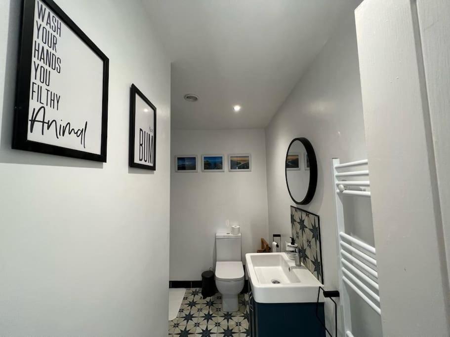 Saint Brides Major Orchard Lodge -Coastal Retreat, New Build, Village Views, Private Garden And Terrace מראה חיצוני תמונה